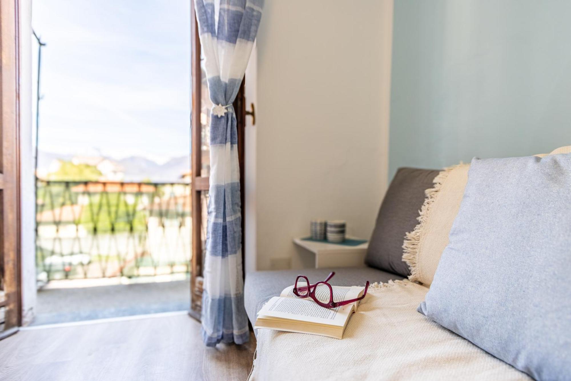 Golden Lake - Luxury Apartment ☆☆☆☆☆ - 100M From The Lake Baveno Eksteriør bilde