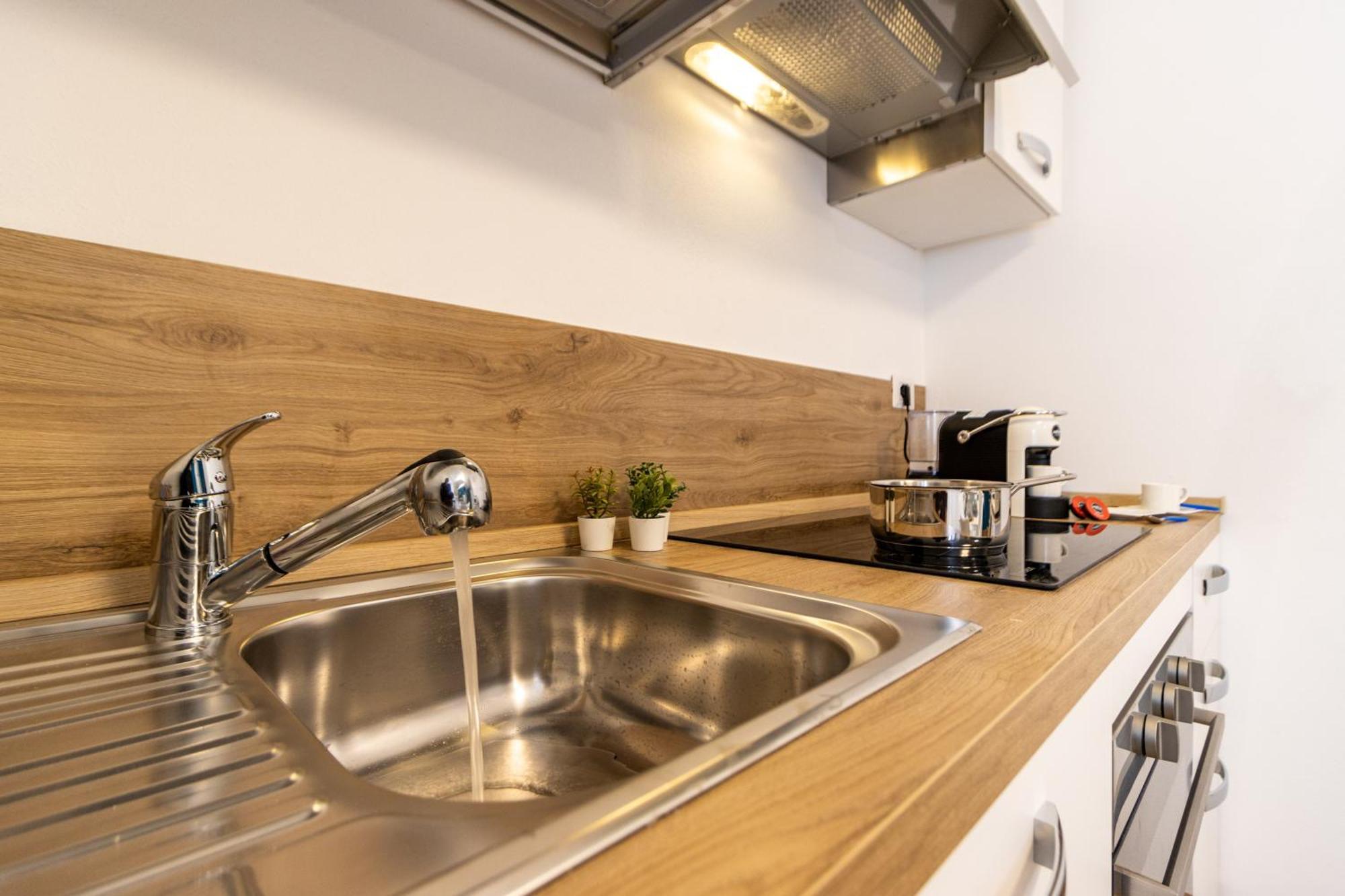 Golden Lake - Luxury Apartment ☆☆☆☆☆ - 100M From The Lake Baveno Eksteriør bilde