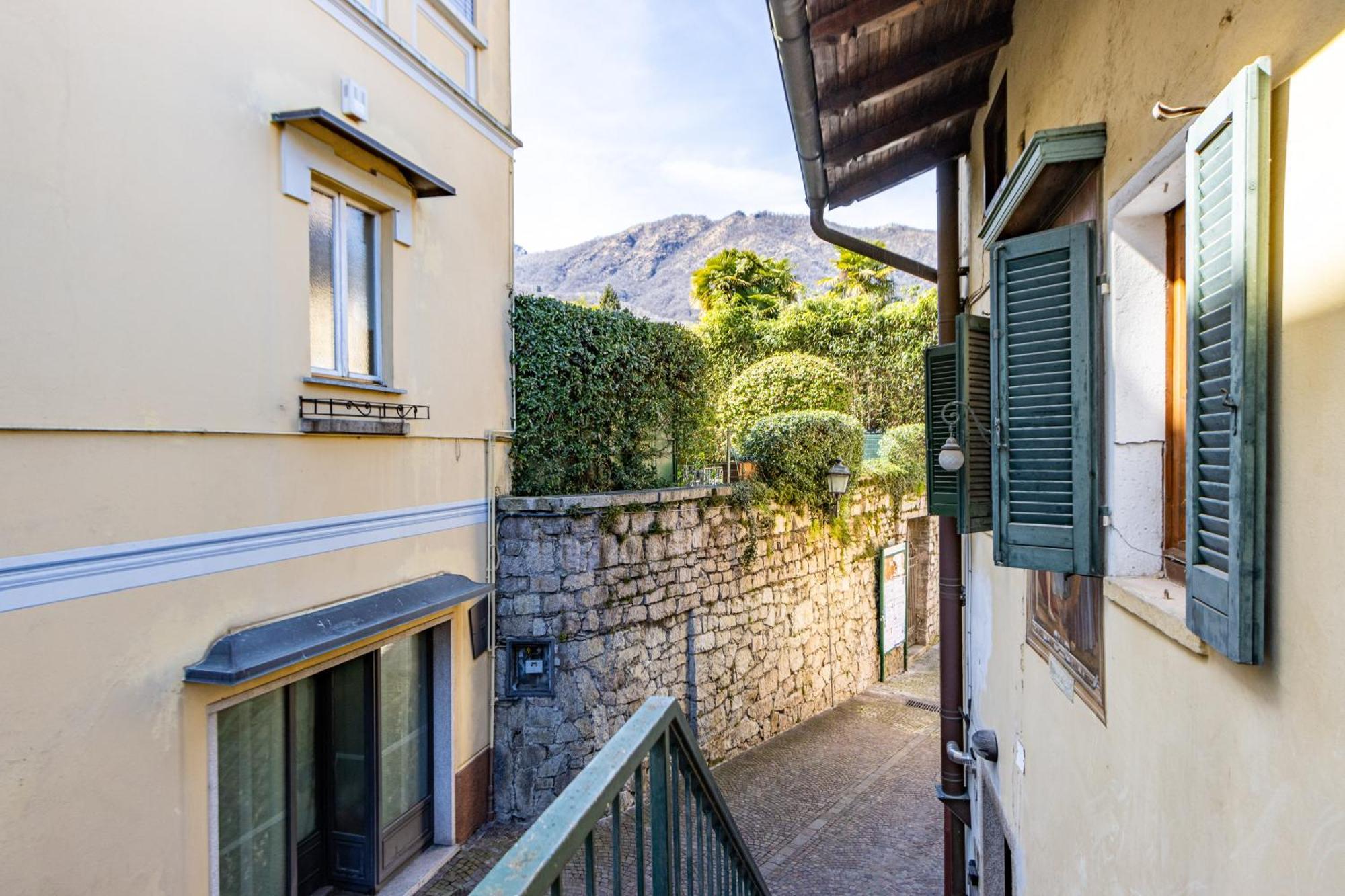 Golden Lake - Luxury Apartment ☆☆☆☆☆ - 100M From The Lake Baveno Eksteriør bilde