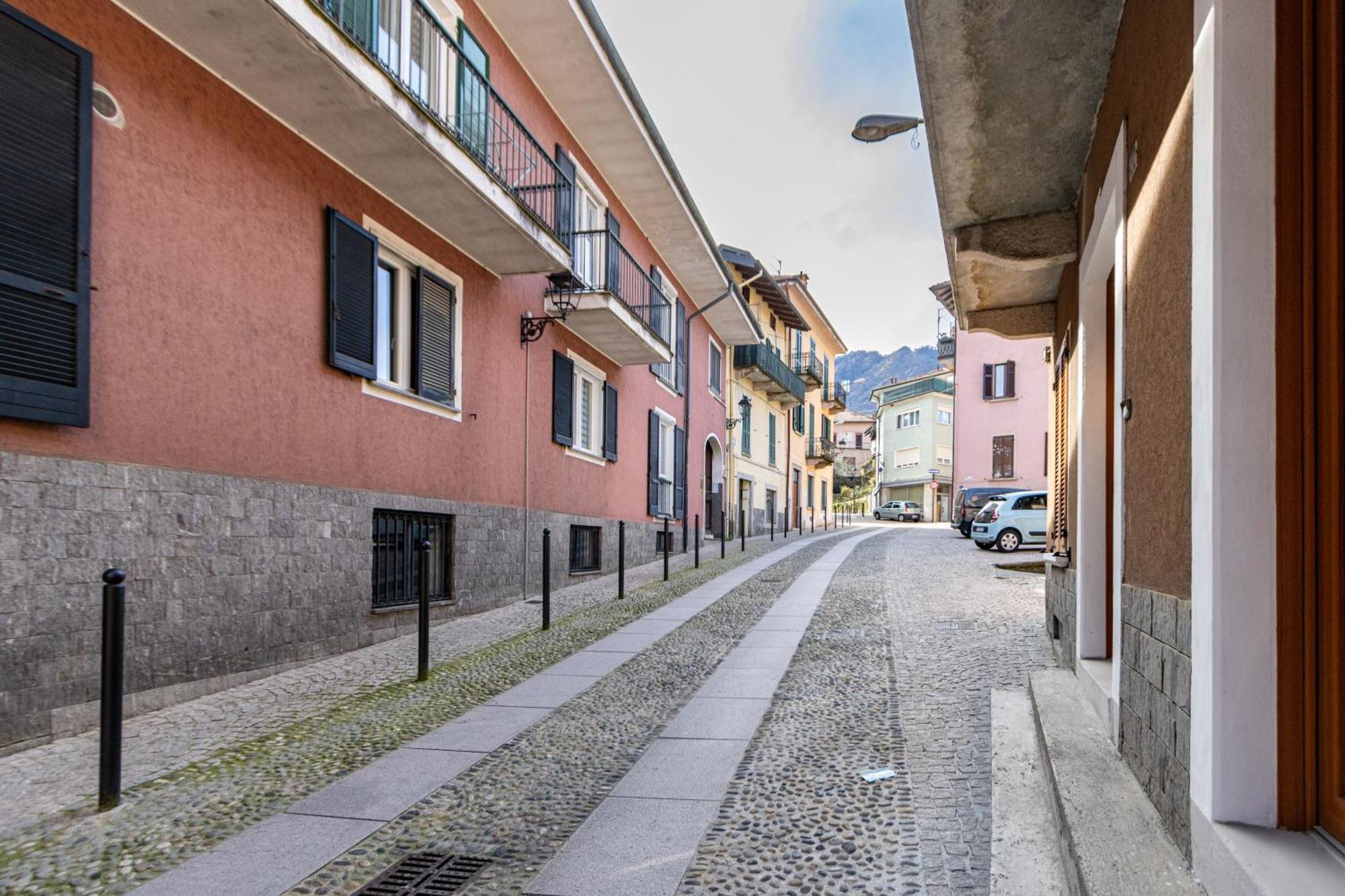 Golden Lake - Luxury Apartment ☆☆☆☆☆ - 100M From The Lake Baveno Eksteriør bilde
